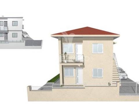 Moradia independente em pedroso