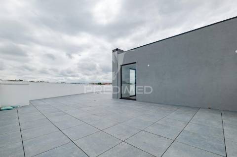 Penthouse t3 em mangualde, viseu – uma oportunidade única!