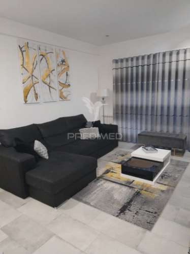 Moradia de luxo v3, localizada em amiais de baixo / santarém