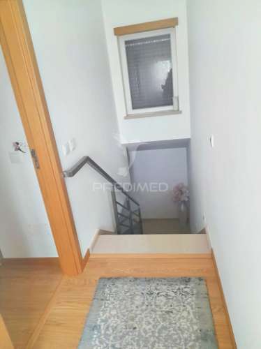 Moradia de luxo v3, localizada em amiais de baixo / santarém