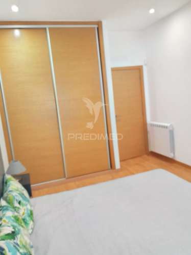 Moradia de luxo v3, localizada em amiais de baixo / santarém