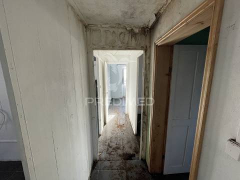 Moradia t2 em santo amaro