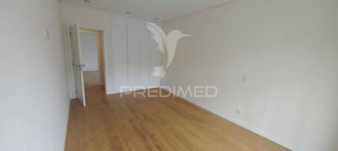 Moradia t4 - quinta da serralheira, setúbal  600.000€