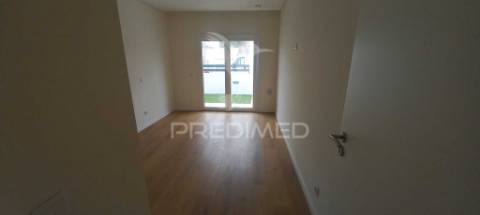 Moradia t4 - quinta da serralheira, setúbal  600.000€