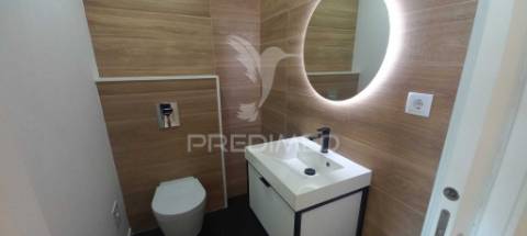 Moradia t4 - quinta da serralheira, setúbal  600.000€