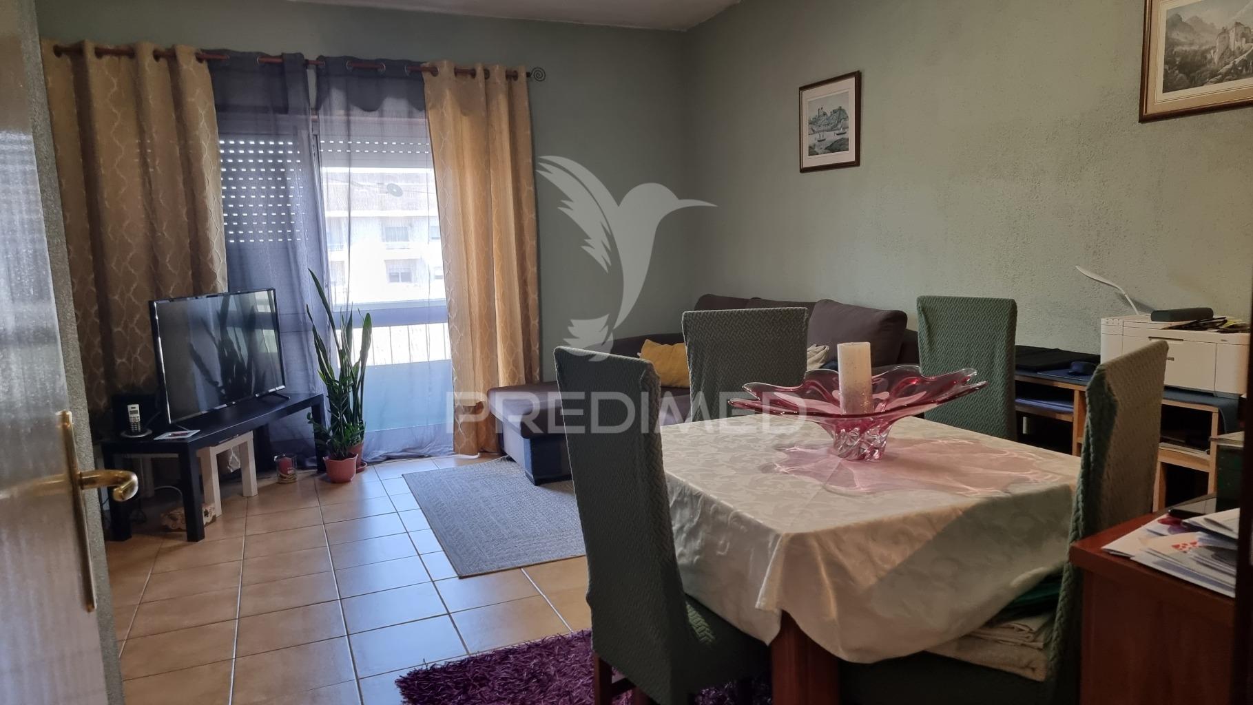 Apartamento t2+1(+2) com garagem box em rio tinto