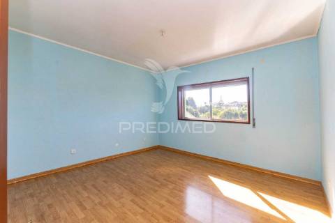 Apartamento t2+1(+2) com garagem box em rio tinto