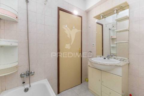 Apartamento t2+1(+2) com garagem box em rio tinto