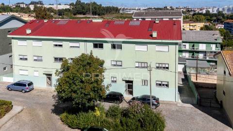 Apartamento t2+1(+2) com garagem box em rio tinto