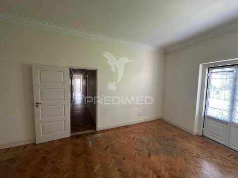 Escritórios/arrendamento