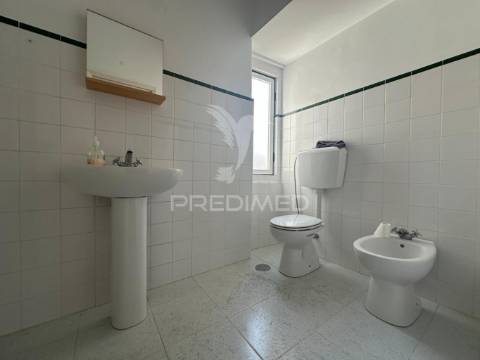 Escritórios/arrendamento