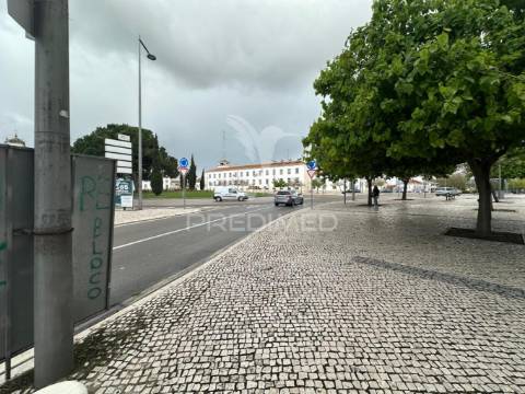 Escritórios/arrendamento