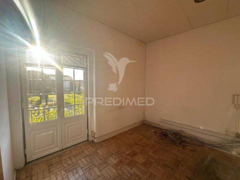 Escritórios/arrendamento