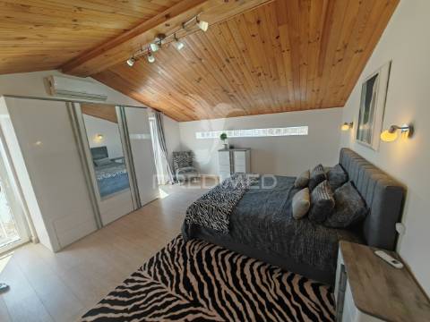 Moradia t2+t1 remodelada. 5min das praias dos salgados,  pêra e galé