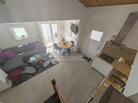 Moradia t2+t1 remodelada. 5min das praias dos salgados,  pêra e galé