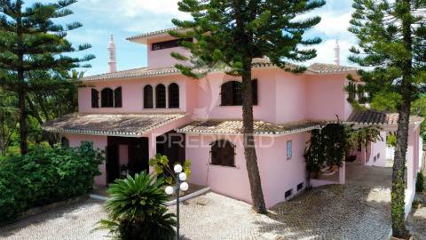 Grande moradia de luxo t5 em altura, perto da praia