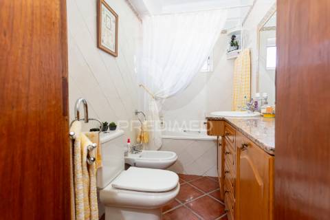 Apartamento  t2+1 almada