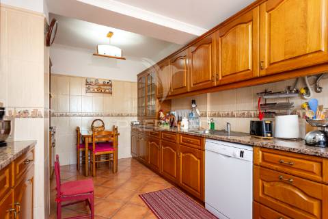 Apartamento  t2+1 almada