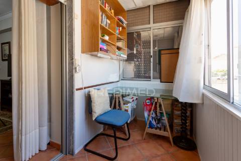 Apartamento  t2+1 almada