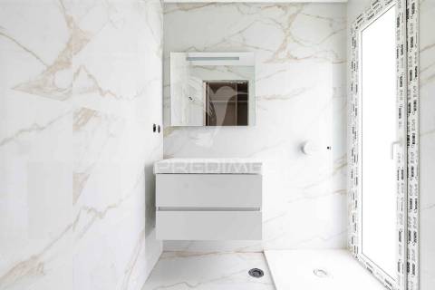 T2 com terraço de 66m2 e box, torres do palácio - sobradinho