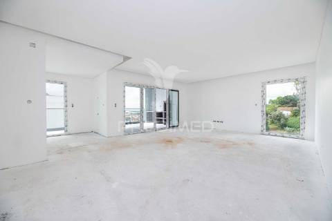 T2 com terraço de 66m2 e box, torres do palácio - sobradinho