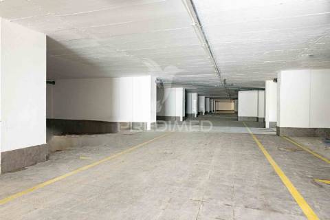 T2 com terraço de 66m2 e box, torres do palácio - sobradinho