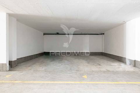 T2 com terraço de 66m2 e box, torres do palácio - sobradinho