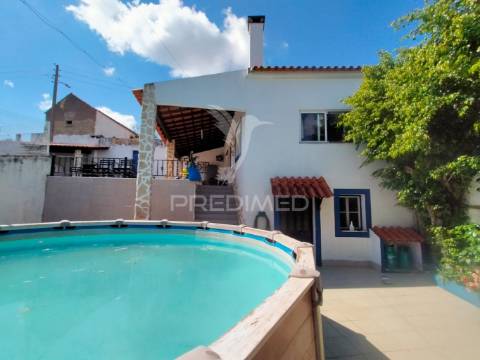 Moradia t3 | azoia de cima | santarém