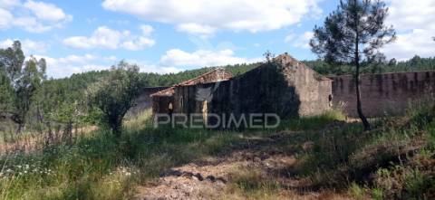 Ruína em aldeia perto de mação