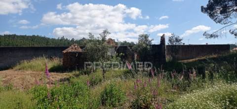 Ruína em aldeia perto de mação