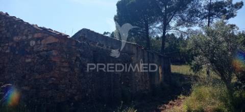 Ruína em aldeia perto de mação