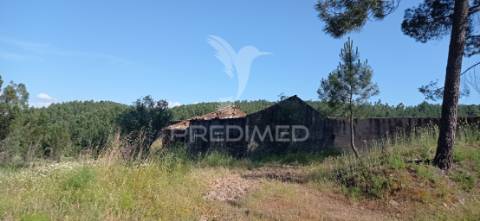 Ruína em aldeia perto de mação