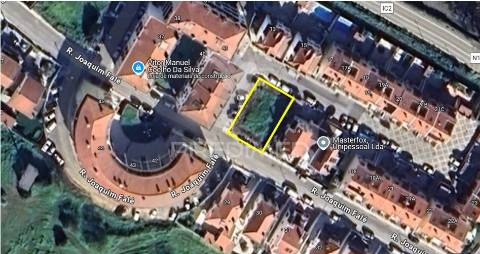 Terreno urbano  de 318m2 em alenquer