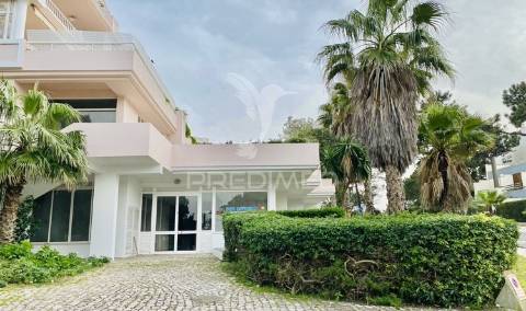 Centro comercial - soltróia