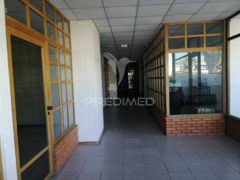 Centro comercial - soltróia