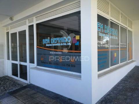 Centro comercial - soltróia