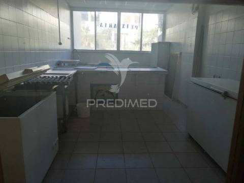 Centro comercial - soltróia