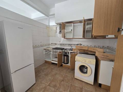 Espaço comercial na urbanização soltroia - setúbal