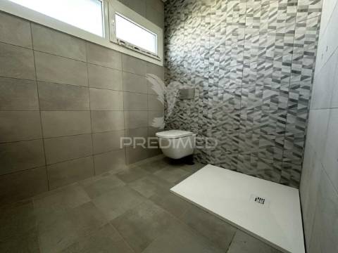 Moradia de luxo v3 com piscina elvas