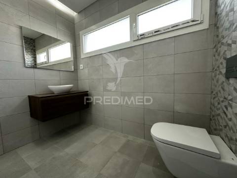 Moradia de luxo v3 com piscina elvas