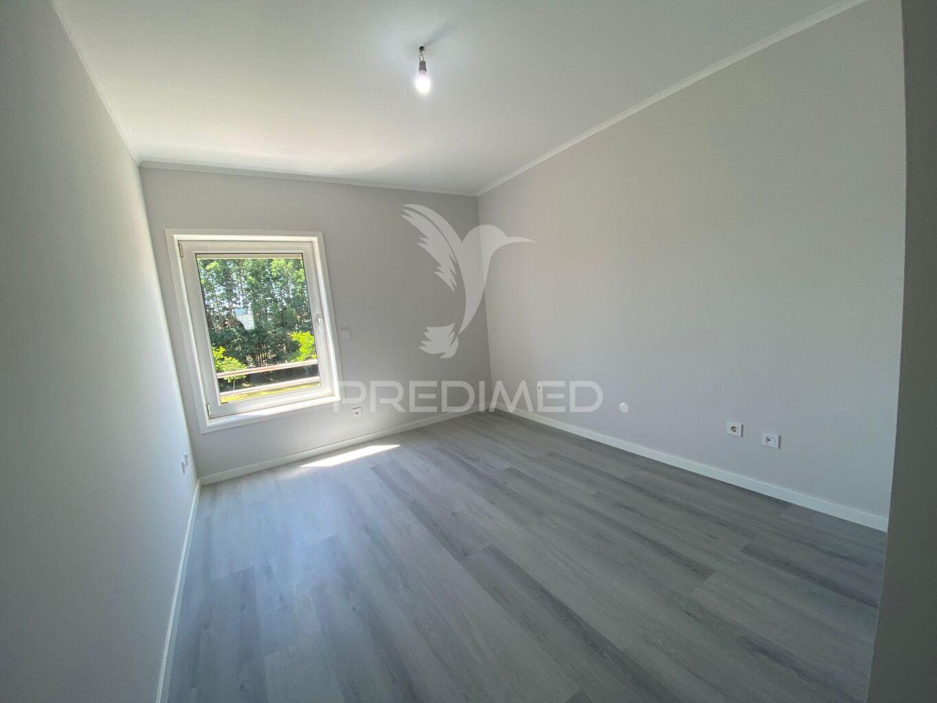 Apartamento t3 c/ suite e garagem fechada esgueira