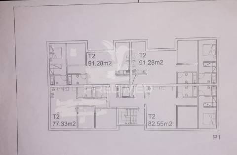 Terreno urbano para construção4 pisos com cave, 4 fogos por piso (total 16 fogos)
