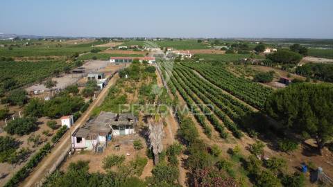 Maravilhosa quinta rural com terreno com 55750m2