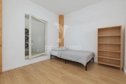 Prédio t 12  no centro histórico de coimbra