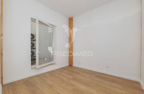 Prédio t 12  no centro histórico de coimbra