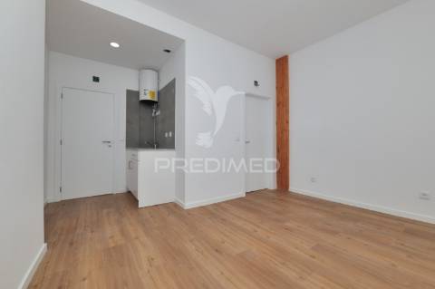 Prédio t 12  no centro histórico de coimbra