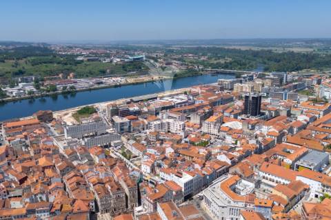 Prédio t 12  no centro histórico de coimbra