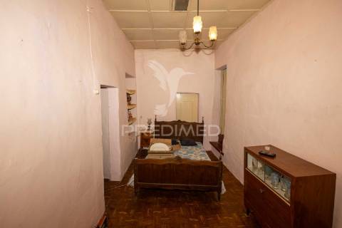 Apartamento t3 no centro de borba