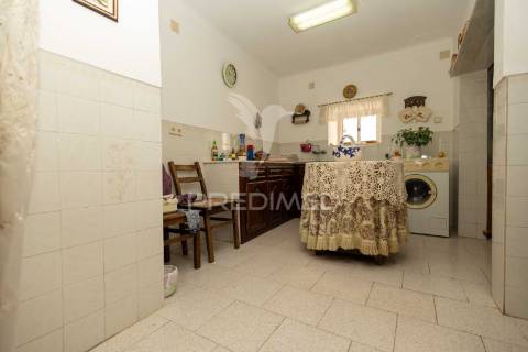 Apartamento t3 no centro de borba