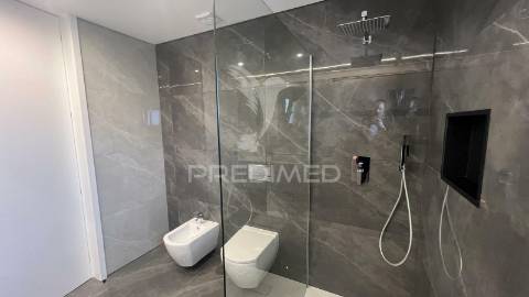 Moradia térria com piscina - panoias, braga (pronta)